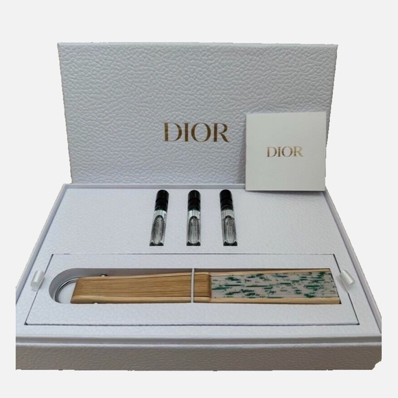 Christian Dior Lucky Set Green Folding Fan Strap in Box BNIB NEW - Picture 2 of 6
